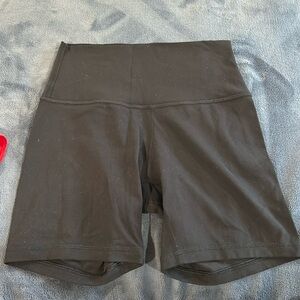 Biker Shorts 6”